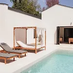 Vicenta Villa *